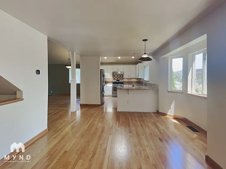 20308 63rd Ave NE — Photo 31