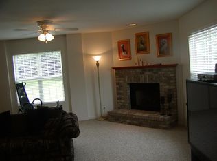 2608 Hampson Ct, Zion, IL