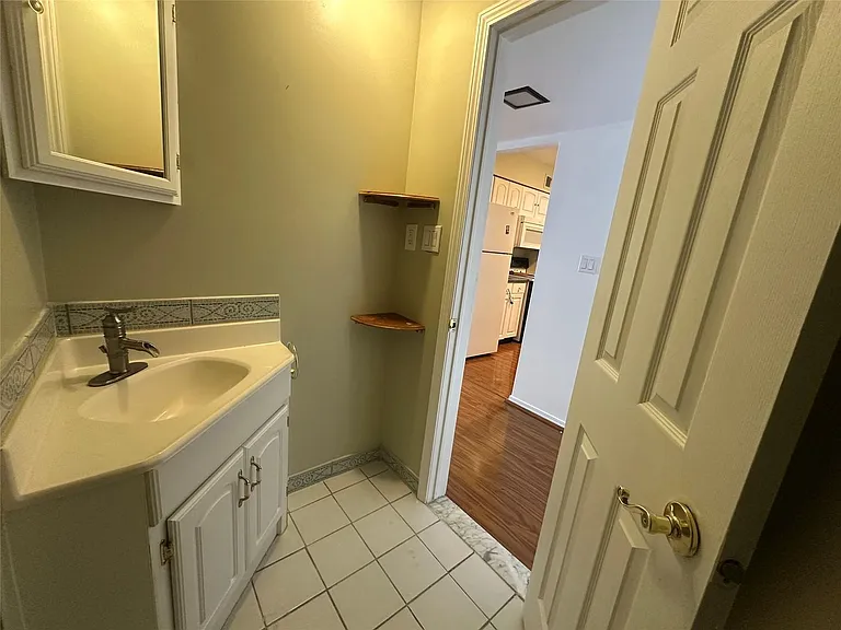 509 E University Dr #506-206 — Photo 17