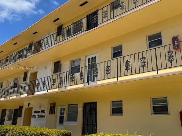 2820 NE 201st Ter APT F215, Aventura, FL 33180