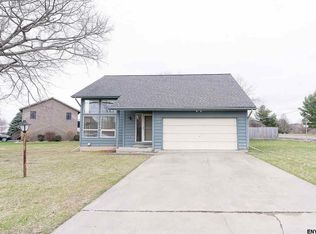 2 Cedarcrest Dr, Rensselaer, NY 12144