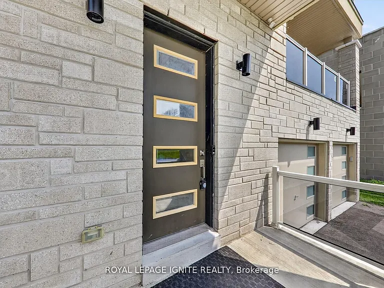235 Port Darlington Rd — Photo 2
