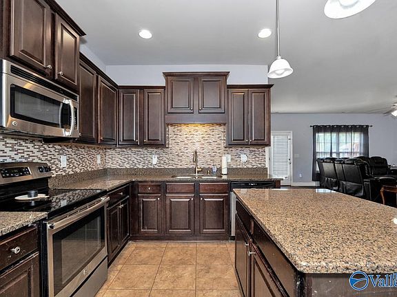 4th image of 603 Cove Water Ln NW