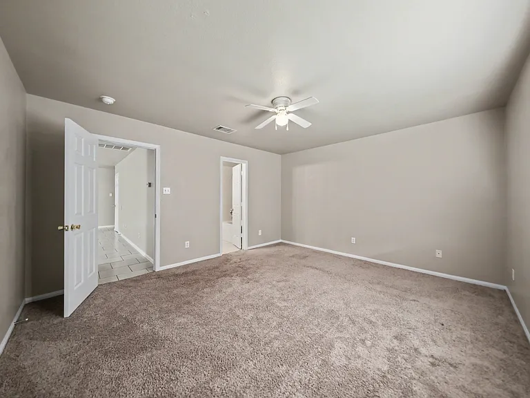 25 Avrshire Ln — Photo 13
