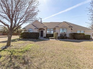 182 Reatta Dr, Decatur, TX 76234