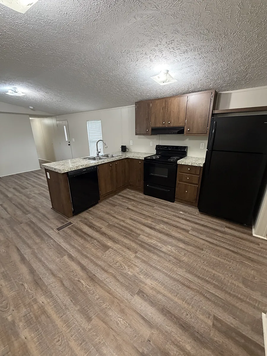 Building Photo - 144 Shiree Dr