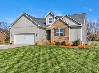 6848 Wheatmore Ct, Trinity, NC 27370