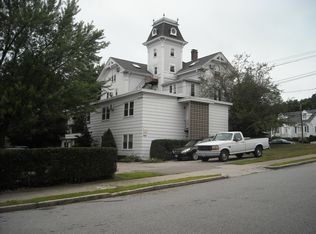 464 Summer St APT 2, Woonsocket, RI 02895