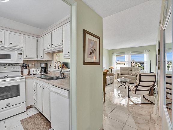 2nd image of 4706 NW 36th St APT 607