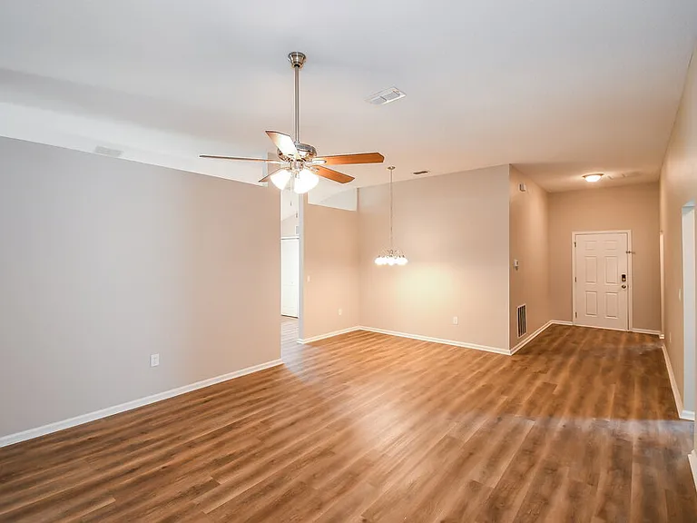 10267 Normanwood Ct — Photo 4