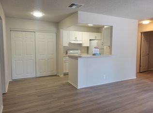 3826 Bay Club Cir, Kissimmee, FL 34741