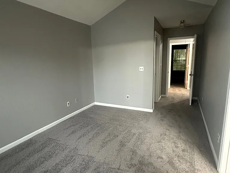 293 Brookview Dr — Photo 21