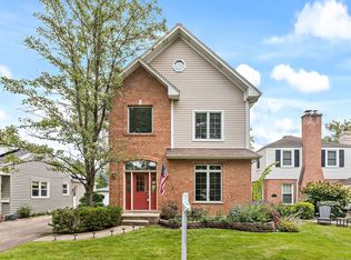 725 Arbor Ln, Glenview, IL 60025