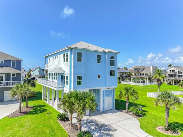 25027 Intrepid Ln, Galveston, TX 77554