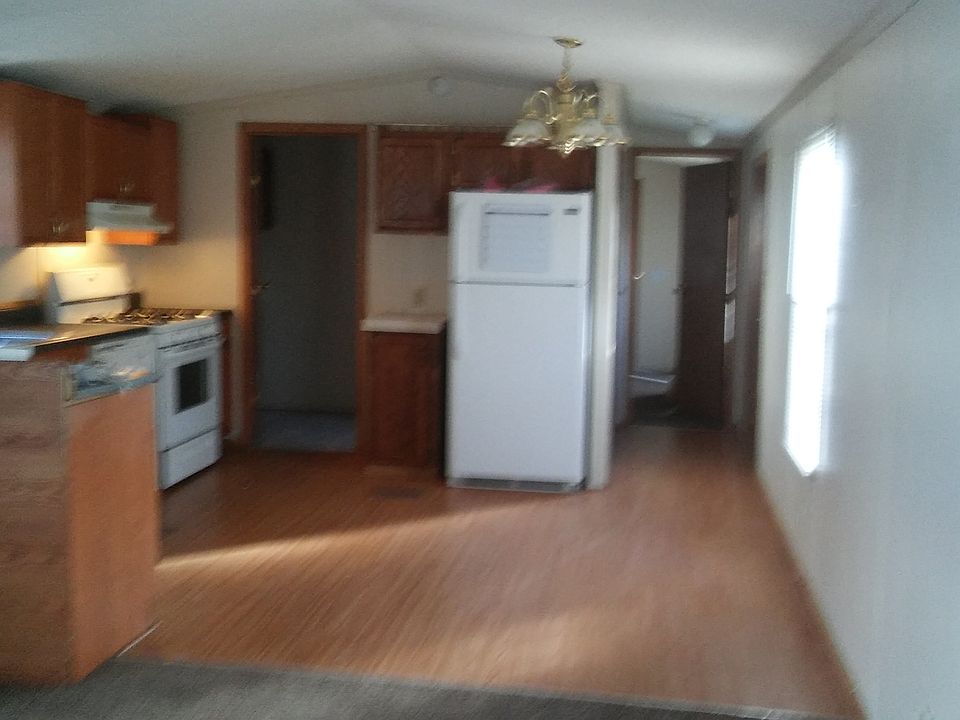 1st image of 1142 Wiltshire Dr