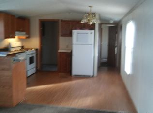 1142 Wiltshire Dr, Lapeer, MI 48446