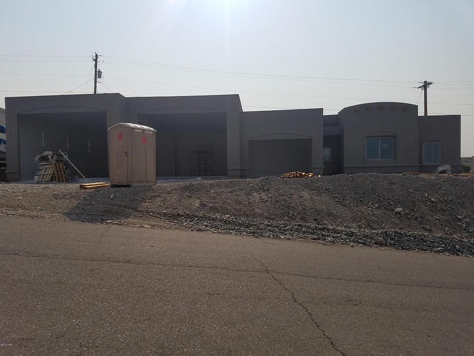 2nd image of 1460 Arizona Pl