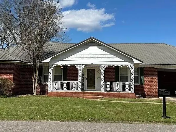 639 Brown St, Sulligent, AL 35586