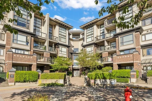 10838 City Pkwy #432 Photo 1