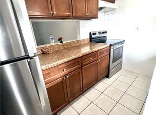 5708 Blueberry Ct, Lauderhill, FL 33313