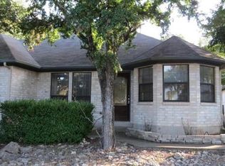 10 Flaming Cliff Rd, Wimberley, TX 78676