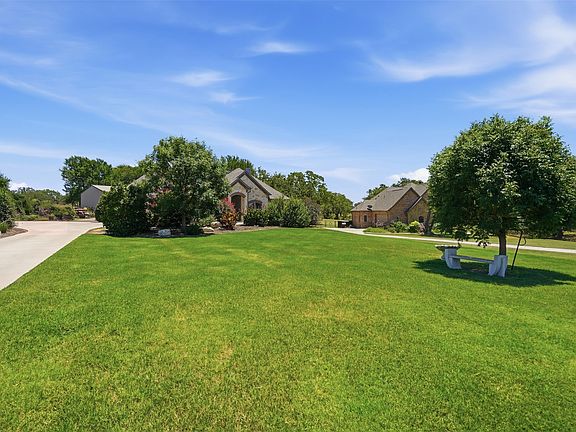 2nd image of 111 Flying Diamond Dr