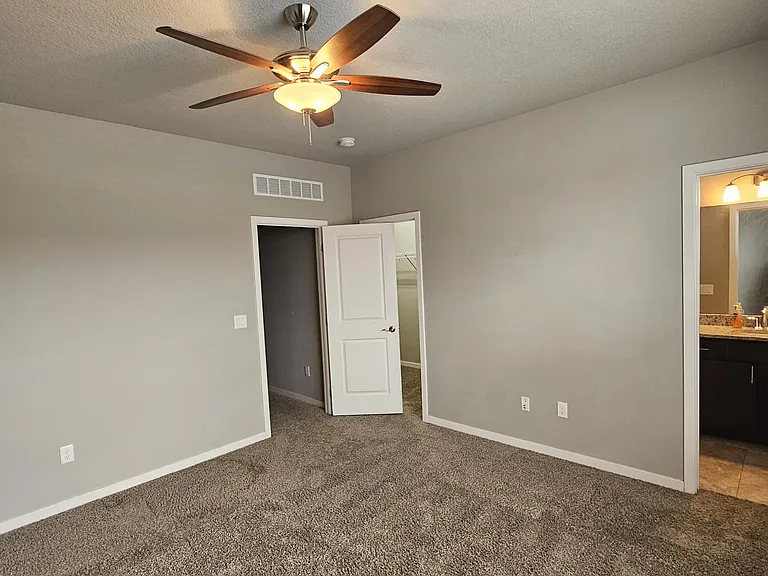 1614 Ingersoll Ave — Photo 22