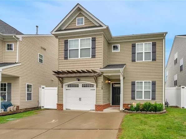 5128 Whitaker Pl #16, Virginia Beach, VA 23462
