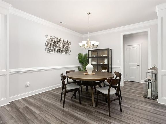 7th image of this home