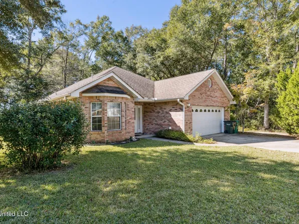 9624 Kini Pl, Diamondhead, MS 39525