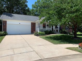 704 Pinewood Ct, Pacific, MO 63069