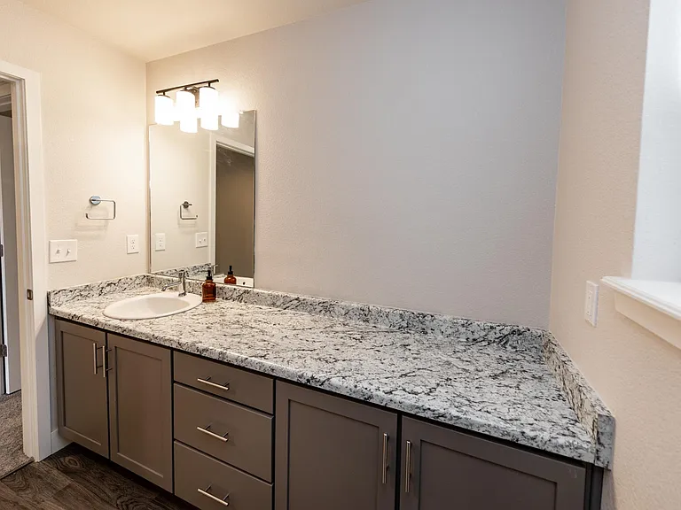 5902 Carrick Ln — Photo 34