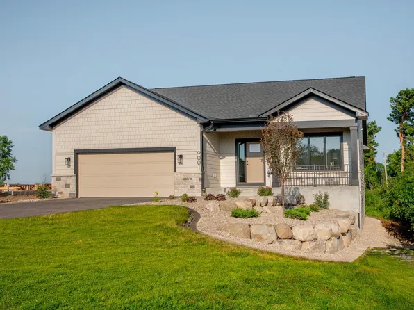 9001 62nd St S, Cottage Grove, MN 55016