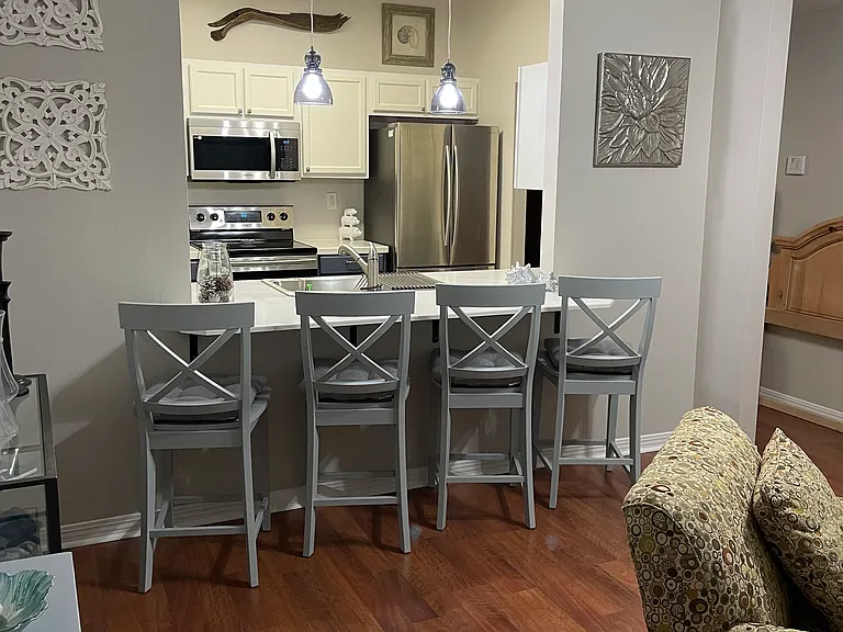 51 Chatelaine Cir — Photo 4