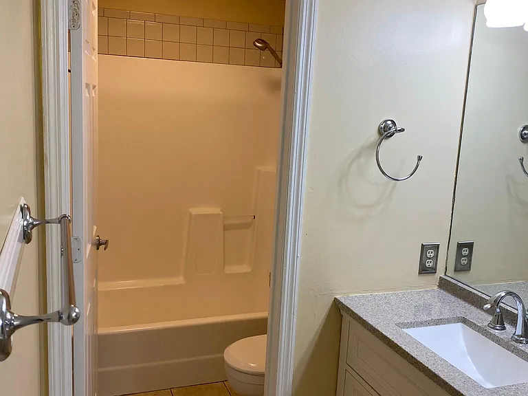 8801 Mill Run Dr — Photo 17