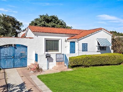 1637 W 37th St, Los Angeles, CA, 90018