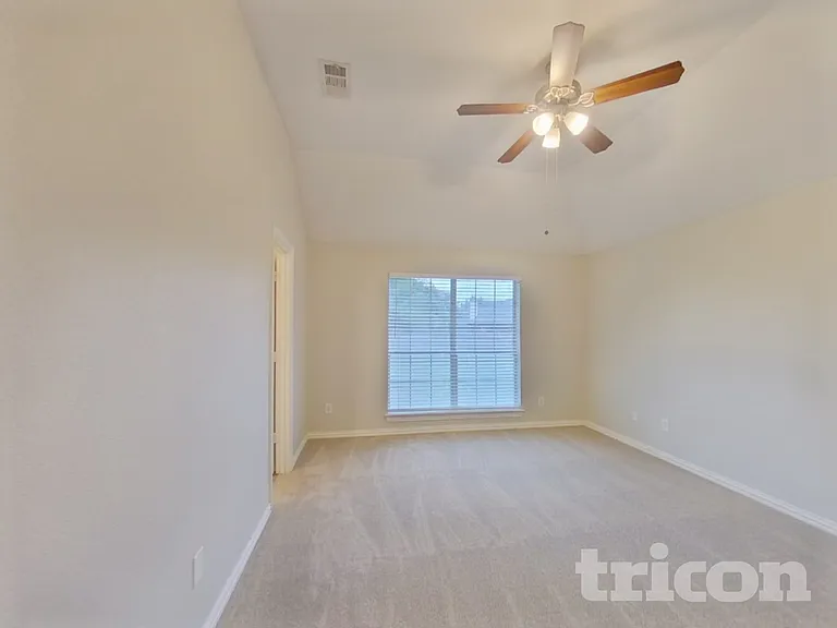 5413 Frank Ln — Photo 6