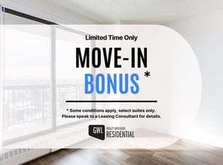 4637 Macleod Trl SW, Calgary, AB T2G5C1