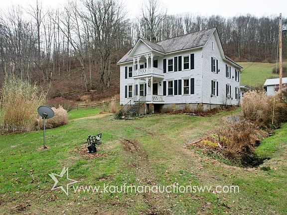 2nd image of 1414 Fallen Timber Rd