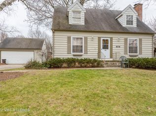 606 Howard Ct, Dundee, IL 60118