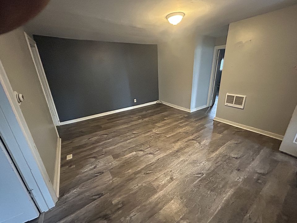 1st image of 17 Buffalo St #B