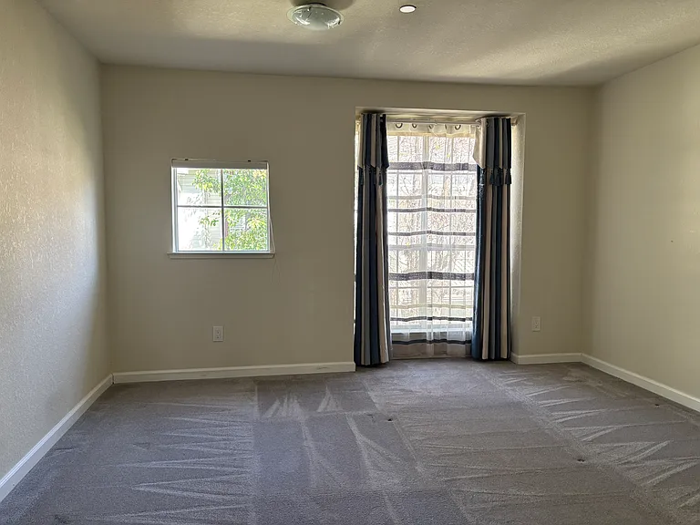 975 Belmont Ter #6 — Photo 18