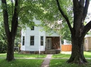 880 S 5th Ave, Kankakee, IL 60901