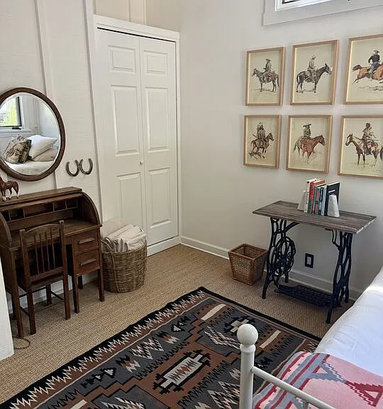 220 France Cir — Photo 17