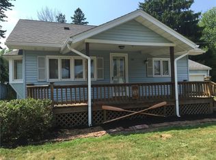 691 Grove St, Conneaut, OH 44030