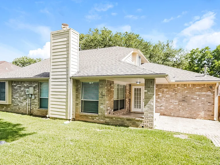 2107 Musket Ridge Dr — Photo 17