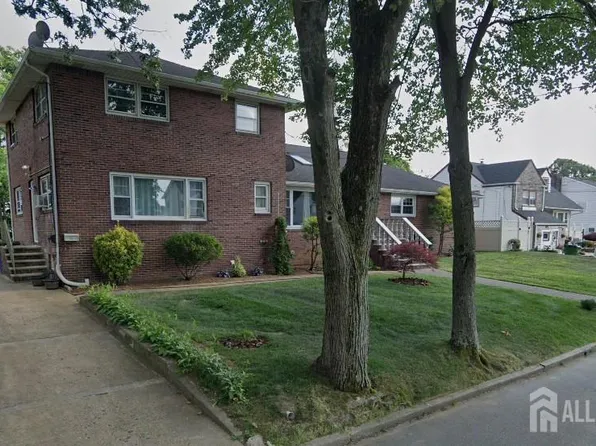 20 Columbia Pl #C, Parlin, NJ 08859