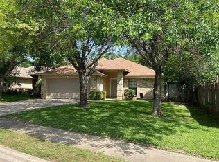 708 David Curry Dr, Round Rock, TX 78664