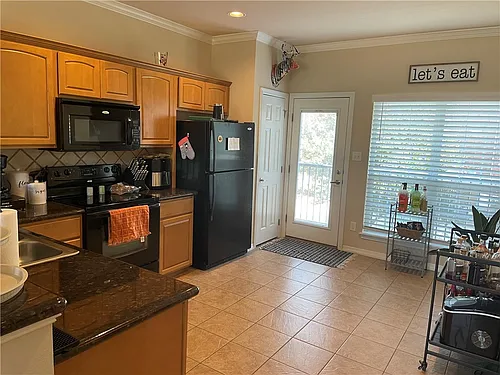 305 Holleman Dr E Photo 1 305 Holleman Dr E Photo 1