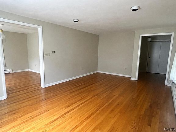 4th image of 13 Green Fir Cir